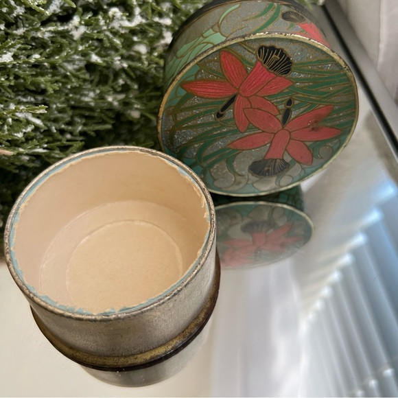 🌺 Set of 2 Antique French Art Deco Powder Boxes Perfume Made in France - Picture 7 of 11